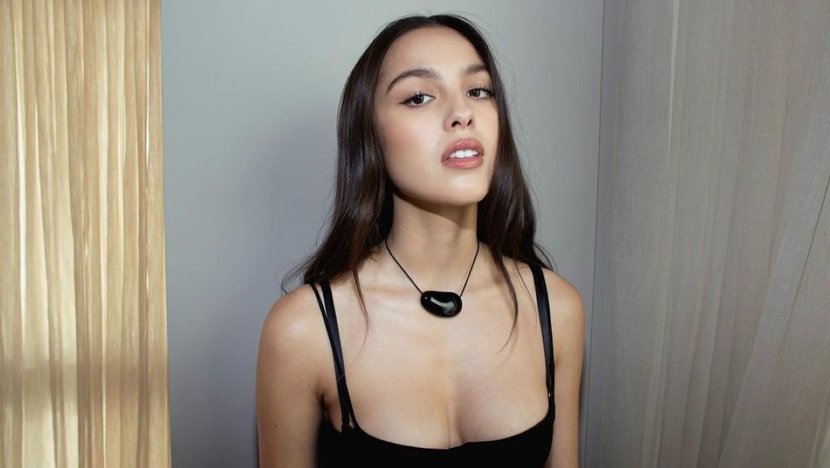 Is Olivia Rodrigo Gay? Partner, Sexuality And Gender! Find Here