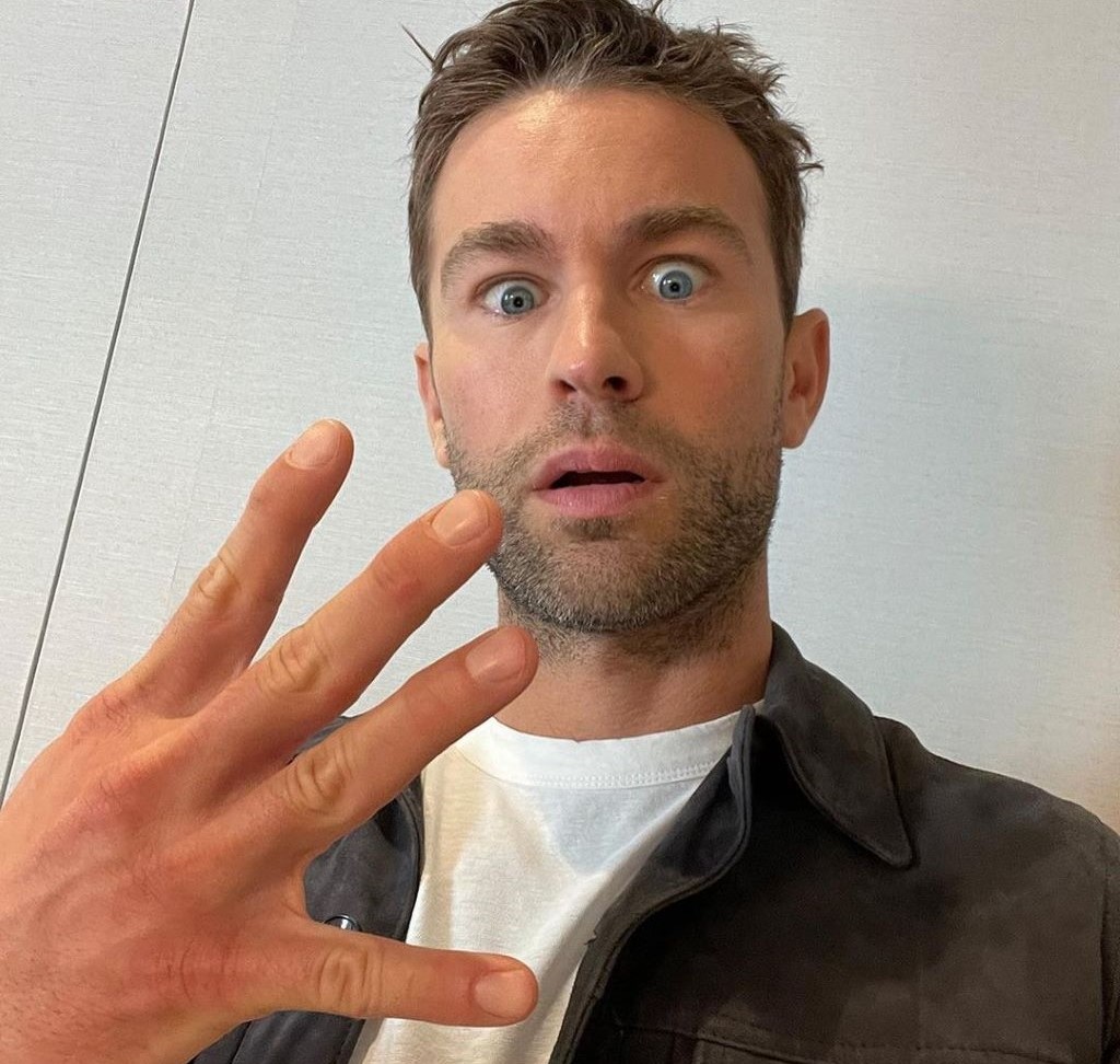 The Boy season 4 confirmed by Chace Crawford by showing his 4 fingers 