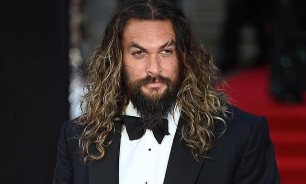 Jason Momoa looks fantastic during the premier of James Bond movie. Will he play Kaido Live Action?