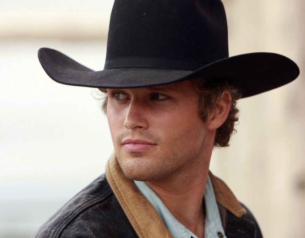 Fans are longing to know if Caleb is leaving Heartland after season 17