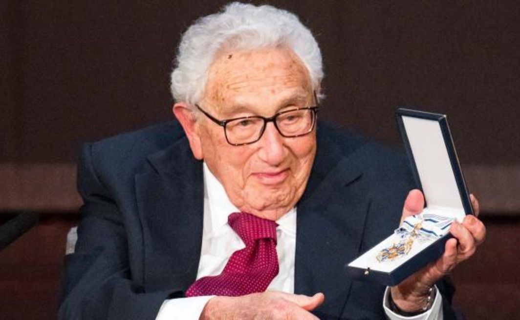 Henry Kissinger honored for his work in Germany.