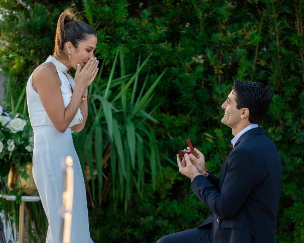 Anuar Zidan proposes to Maity
