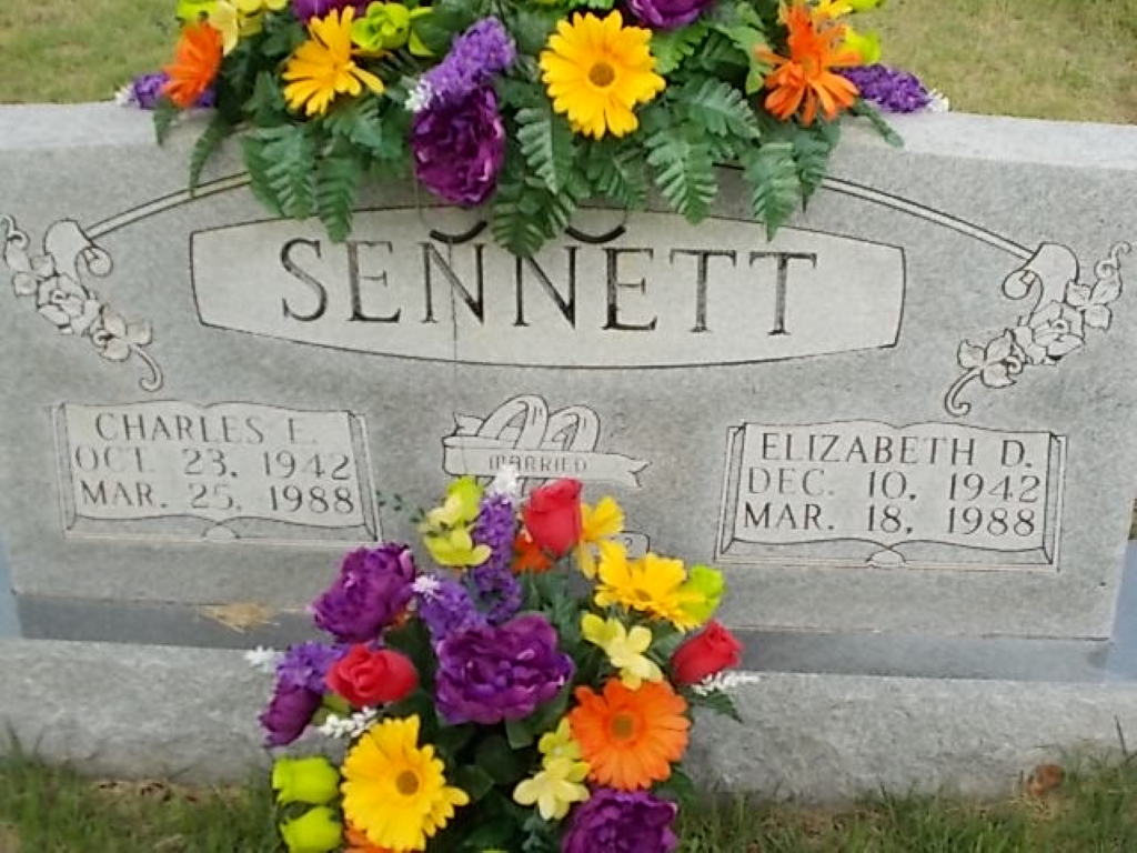 Elizabeth Sennett grave's image.