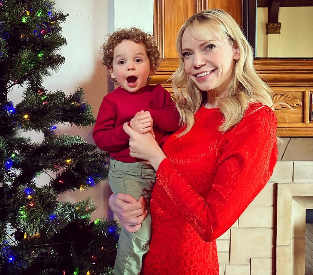 Riki Lindhome with her baby