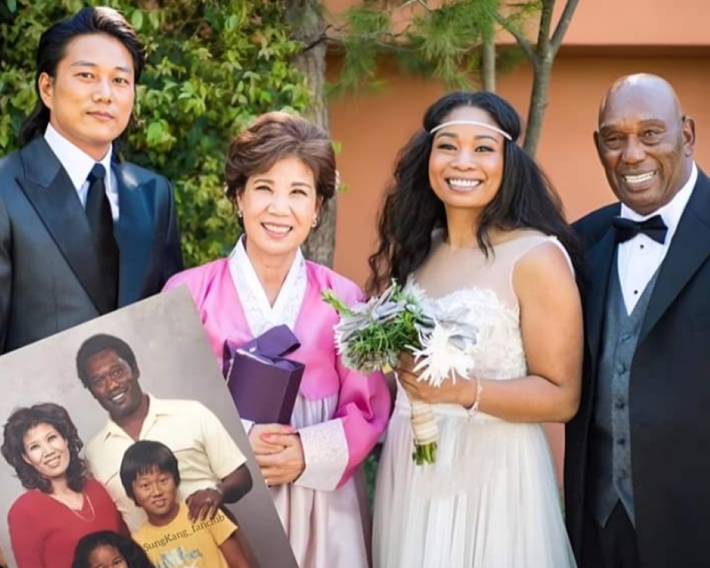 Sung Kang with his family