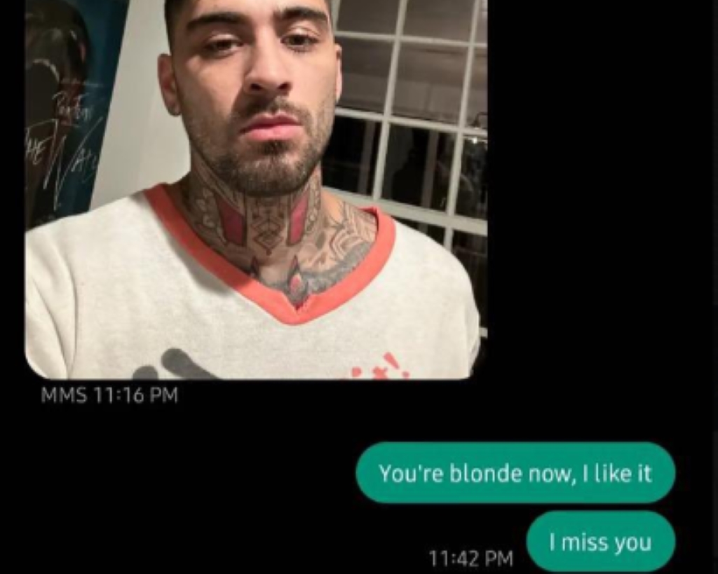Zayn sending Fisher a picture