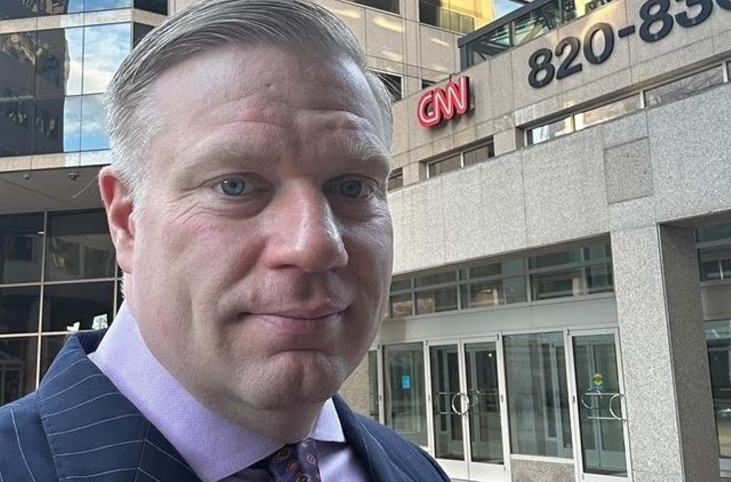 Timothy Parlatore at CNN to discuss all the various legal developments of the past.